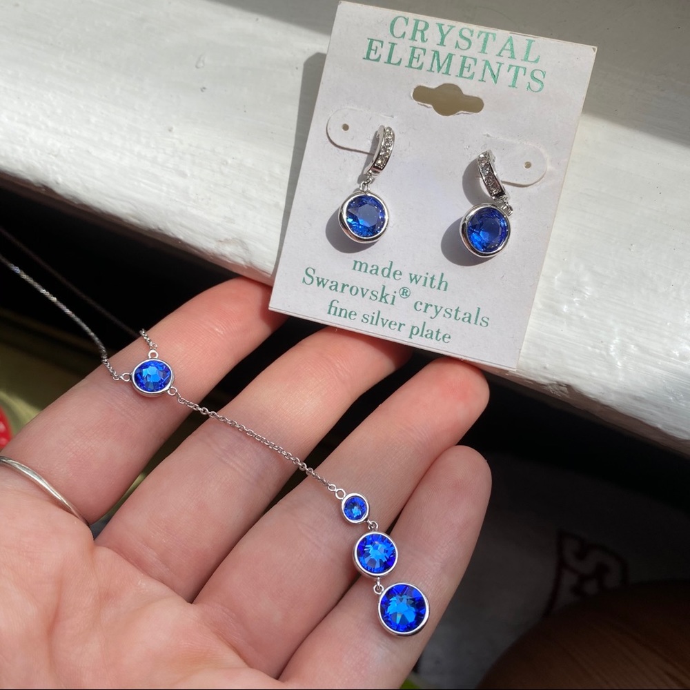 Crystal Elements Earrings and necklace set
